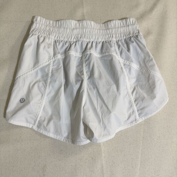 Lululemon Tracker Short V Low Rise 4” White Size 6 - Picture 1 of 9
